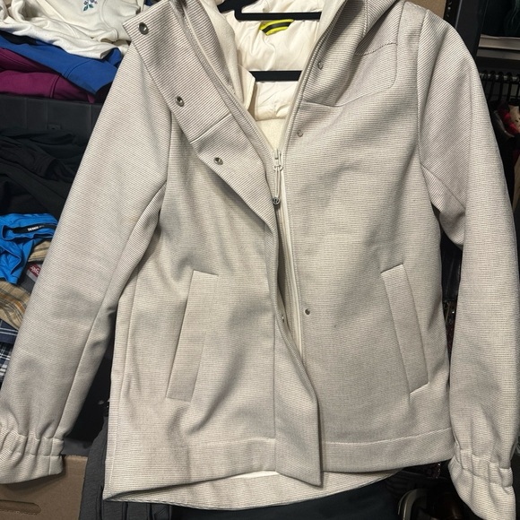 Womens Cream Lululemon Studio Angel Wing Hooded Coat Size 8 EUC - Picture 8 of 8